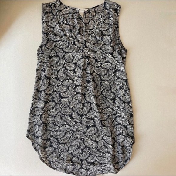 H&M Black/White Patterned Sleeveless Blouse - Picture 2 of 5
